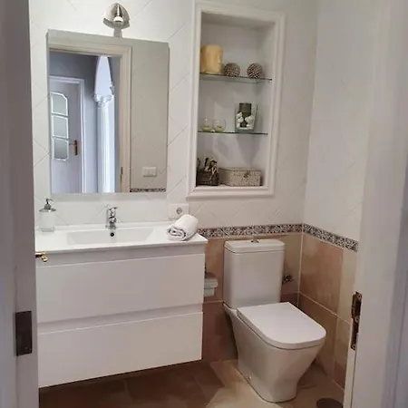 빌라 Vanesa Luxury Private With A Heated Pool, 4 Bedrooms And 4 Bathrooms
