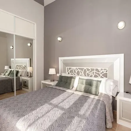 Vanesa Luxury Private With A Heated Pool, 4 Bedrooms And 4 Bathrooms * 아데제