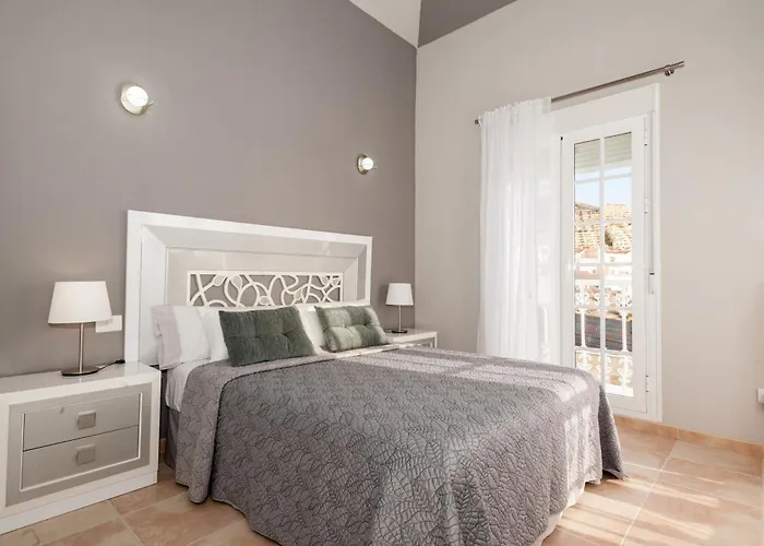 别墅 Vanesa Luxury Private With A Heated Pool, 4 Bedrooms And 4 Bathrooms *