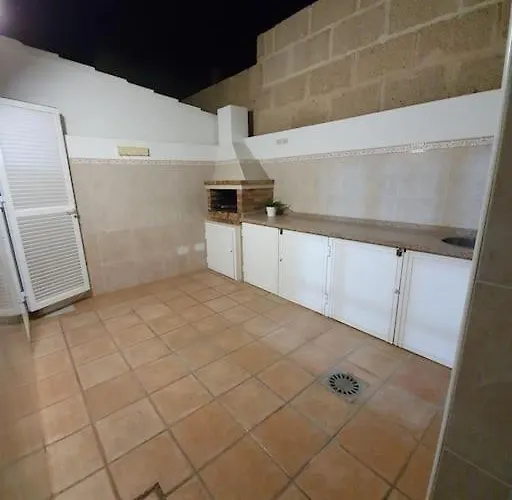 别墅 Vanesa Luxury Private With A Heated Pool, 4 Bedrooms And 4 Bathrooms