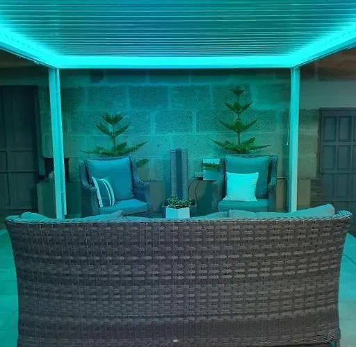 别墅 Vanesa Luxury Private With A Heated Pool, 4 Bedrooms And 4 Bathrooms 阿德耶