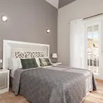 Вилла Vanesa Luxury Private With A Heated Pool, 4 Bedrooms And 4 Bathrooms *
