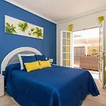Вилла Vanesa Luxury Private With A Heated Pool, 4 Bedrooms And 4 Bathrooms