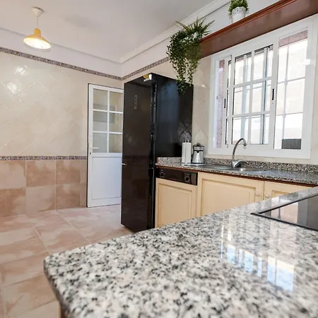 Vanesa Luxury Private With A Heated Pool, 4 Bedrooms And 4 Bathrooms