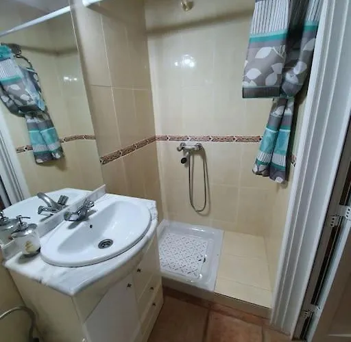 Vanesa Luxury Private With A Heated Pool, 4 Bedrooms And 4 Bathrooms *