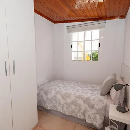 Vanesa Luxury Private With A Heated Pool, 4 Bedrooms And 4 Bathrooms Villa