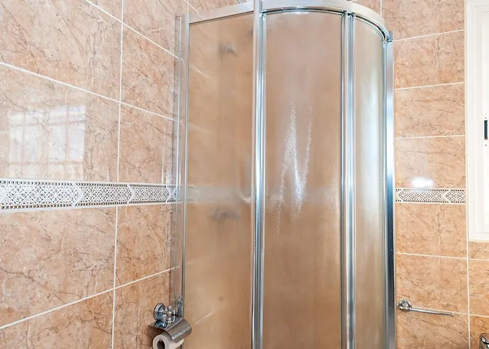 Vanesa Luxury Private With A Heated Pool, 4 Bedrooms And 4 Bathrooms *