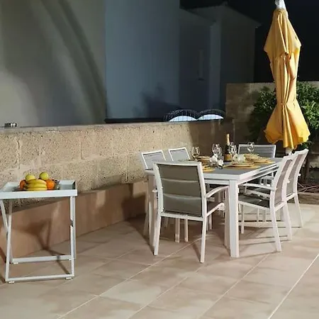 Βίλα Vanesa Luxury Private With A Heated Pool, 4 Bedrooms And 4 Bathrooms Costa Adeje (Tenerife)